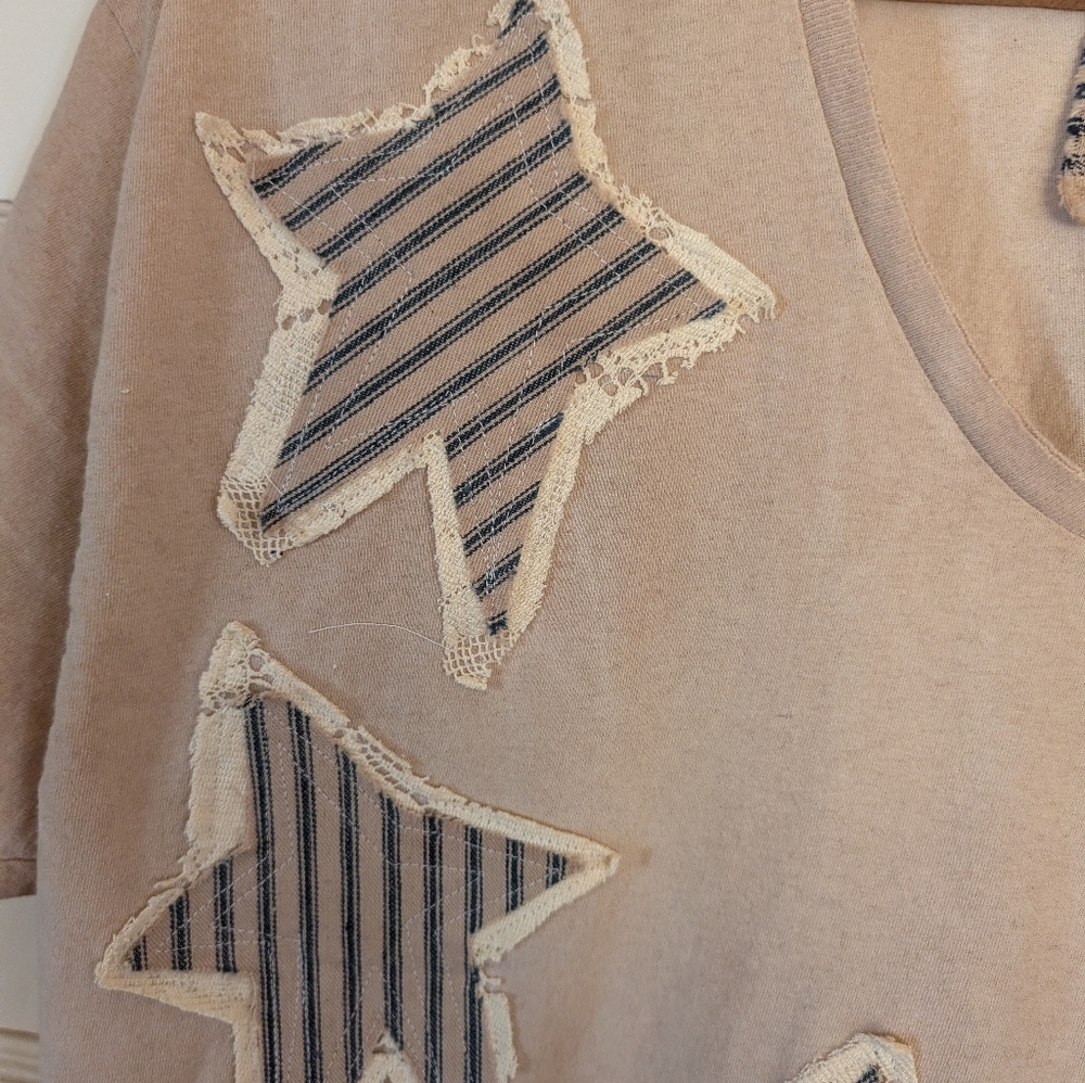 Star tee shirt, upcycled tea-dyed shirt w stars/lace, Hippie Boho Gypsy vibe - Picture 3 of 8